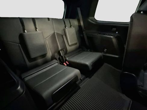 Used 2025 Lexus GX 550 w/ Accessory Package (2T) AWD/4WD image 28