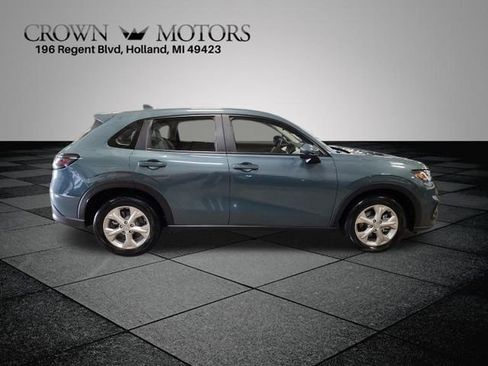 Certified 2023 Honda HR-V LX image 2