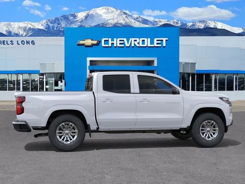 New 2026 Chevrolet Colorado LT w/ LT Convenience Package AWD/4WD image 5