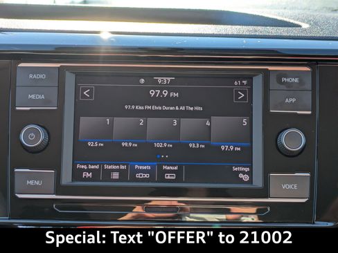 Used 2023 Volkswagen Taos S image 18