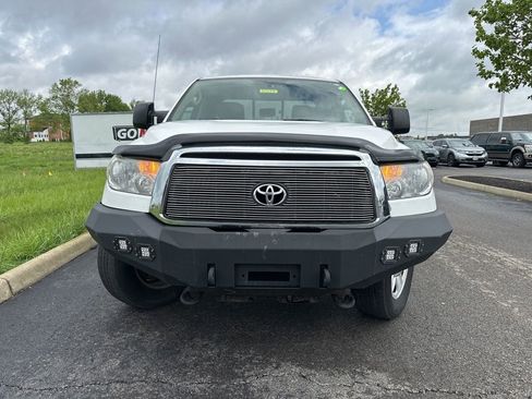 Used 2012 Toyota Tundra 4x4 Double Cab image 2