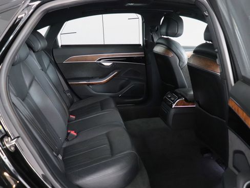 Used 2020 Audi A8 L 4.0T w/ Sport Plus Package image 18