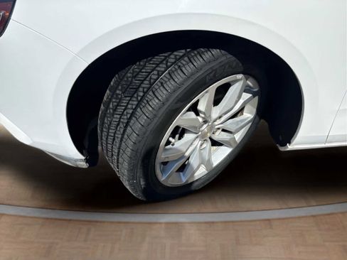 Used 2018 Chevrolet Impala LT image 32