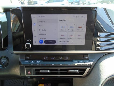 Used 2025 Toyota Camry LE image 14