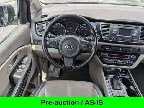 Used 2015 Kia Sedona EX w/ EX Premium Package FWD image 17