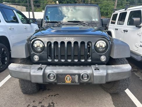 Certified 2018 Jeep Wrangler Unlimited Sport S AWD/4WD image 3