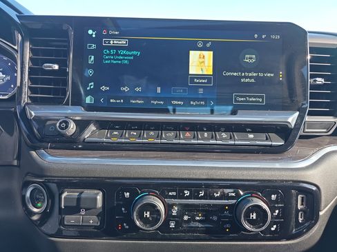 Used 2022 Chevrolet Silverado 1500 LTZ w/ Technology Package image 27