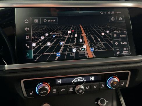 Used 2020 Audi Q3 2.0T Premium Plus w/ Premium Plus Package image 24