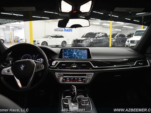 Used 2019 BMW 740i w/ M Sport Package image 23