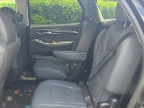 Used 2021 Buick Enclave Essence w/ Sport Touring Edition FWD image 11