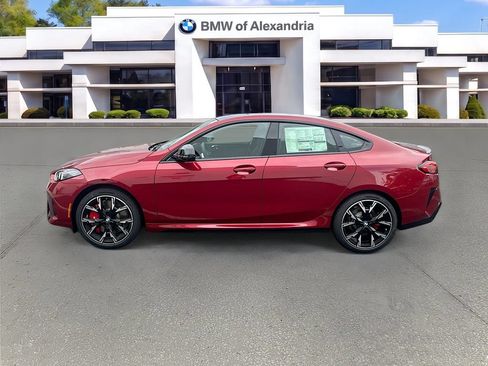 Used 2026 BMW 228i xDrive w/ Technology Package AWD/4WD image 4