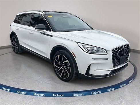 Used 2024 Lincoln Corsair Reserve w/ Equipment Group 201A image 3