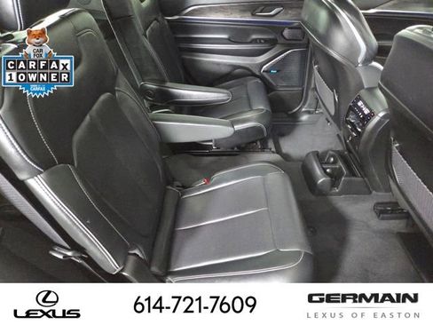 Used 2022 Jeep Grand Cherokee L Overland w/ Luxury Tech Group IV AWD/4WD image 23