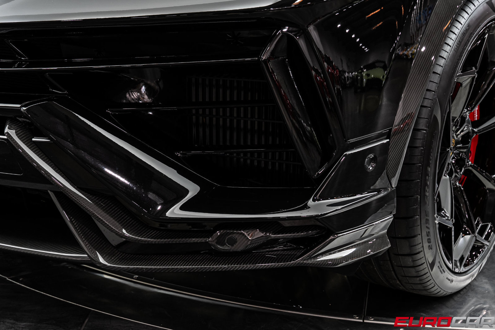 Used 2023 Lamborghini Urus Performante AWD/4WD image 16