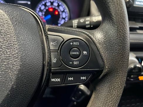 Used 2019 Toyota RAV4 LE w/ Carpet Mat Package AWD/4WD image 23