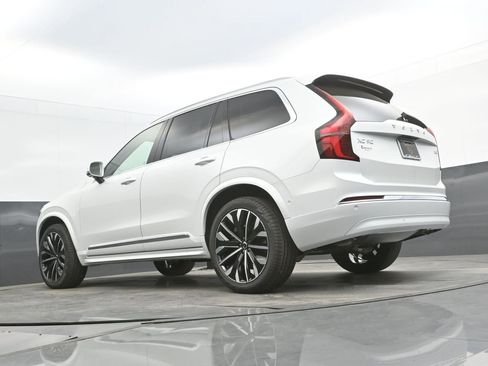 New 2026 Volvo XC90 B6 Ultra w/ Lounge Package AWD/4WD image 33