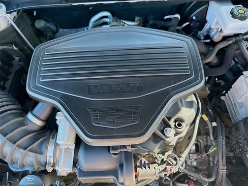 Used 2021 Cadillac XT6 Premium Luxury image 35