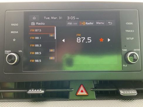 Used 2025 Kia Sportage LX FWD image 25