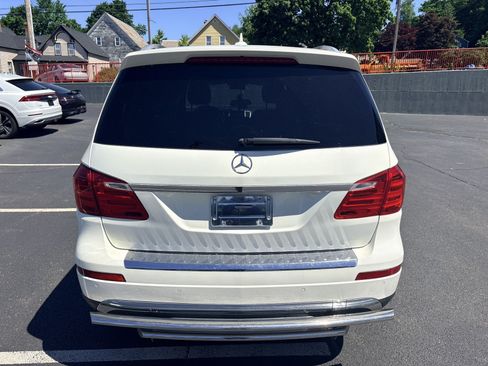 Used 2014 Mercedes-Benz GL 450 4MATIC image 5