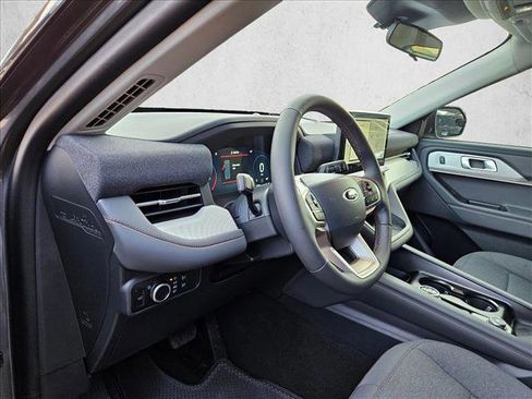 New 2026 Ford Explorer Active image 3