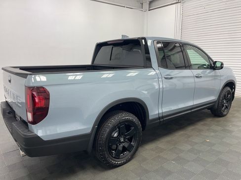 New 2026 Honda Ridgeline Black Edition image 6