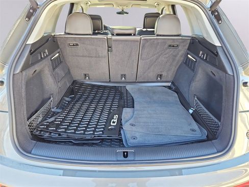 Certified 2025 Audi Q5 2.0T Premium Plus image 38