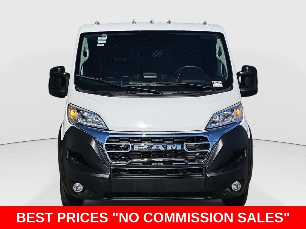 Used 2025 RAM ProMaster 2500 w/ U-Haul Equipment Group FWD image 8