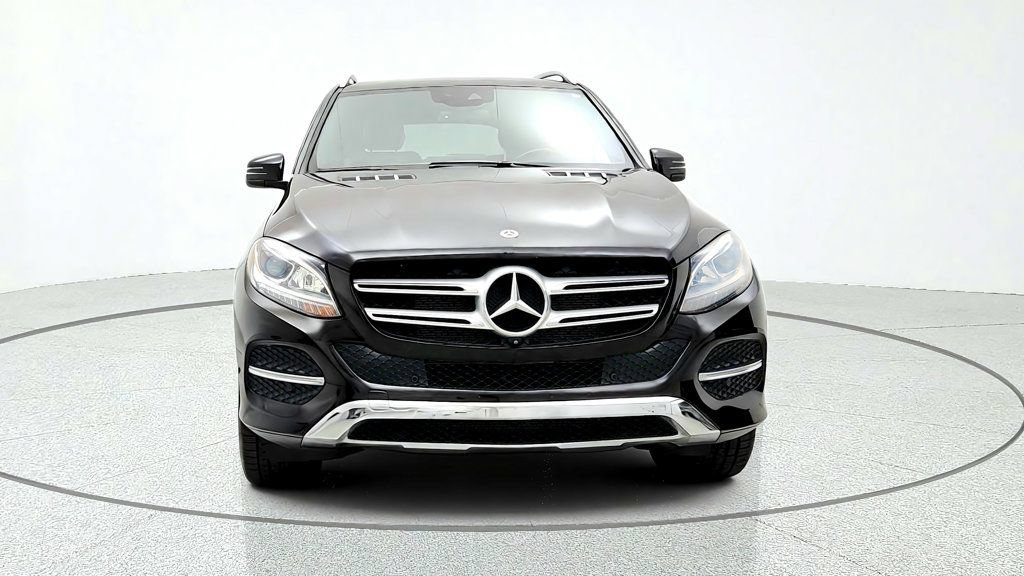 Used 2019 Mercedes-Benz GLE 400 4MATIC w/ Premium 1 Package image 2