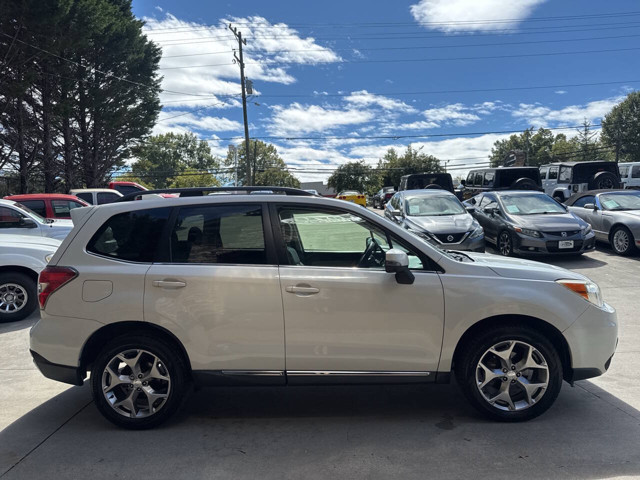 Used 2016 Subaru Forester 2.5i Touring w/ Eyesight & Navigation System AWD/4WD image 6