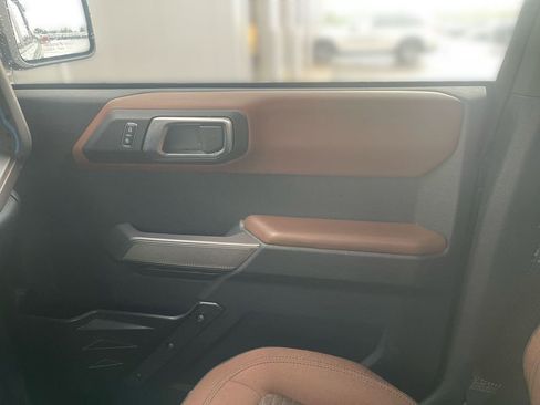 Used 2022 Ford Bronco Outer Banks AWD/4WD image 21