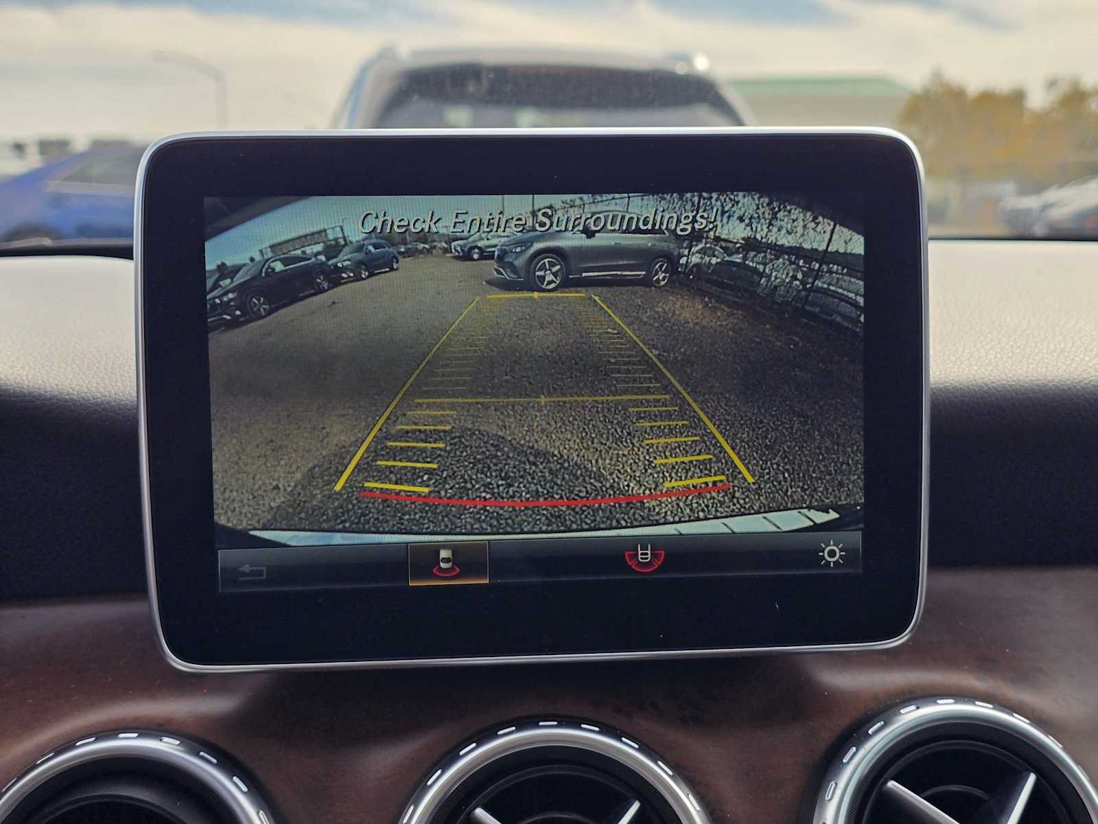 Used 2016 Mercedes-Benz GLA 250 4MATIC image 31