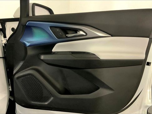 Used 2025 Chevrolet Equinox EV LT image 25