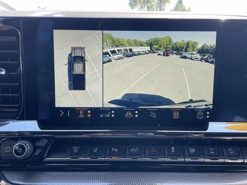 Used 2025 Chevrolet Silverado 2500 ZR2 w/ ZR2 Bison Edition AWD/4WD image 31