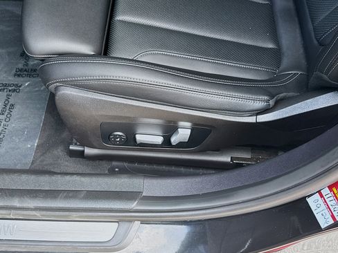 Used 2023 BMW 330i xDrive Sedan image 18