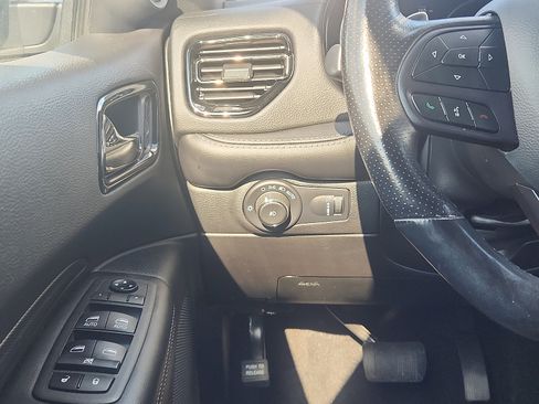 Used 2021 Dodge Durango GT AWD/4WD image 13
