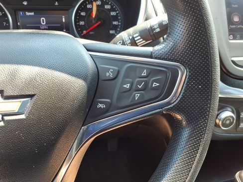 Used 2020 Chevrolet Equinox LT AWD/4WD image 35