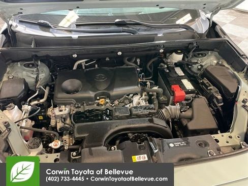 Used 2021 Toyota RAV4 XLE Premium image 22