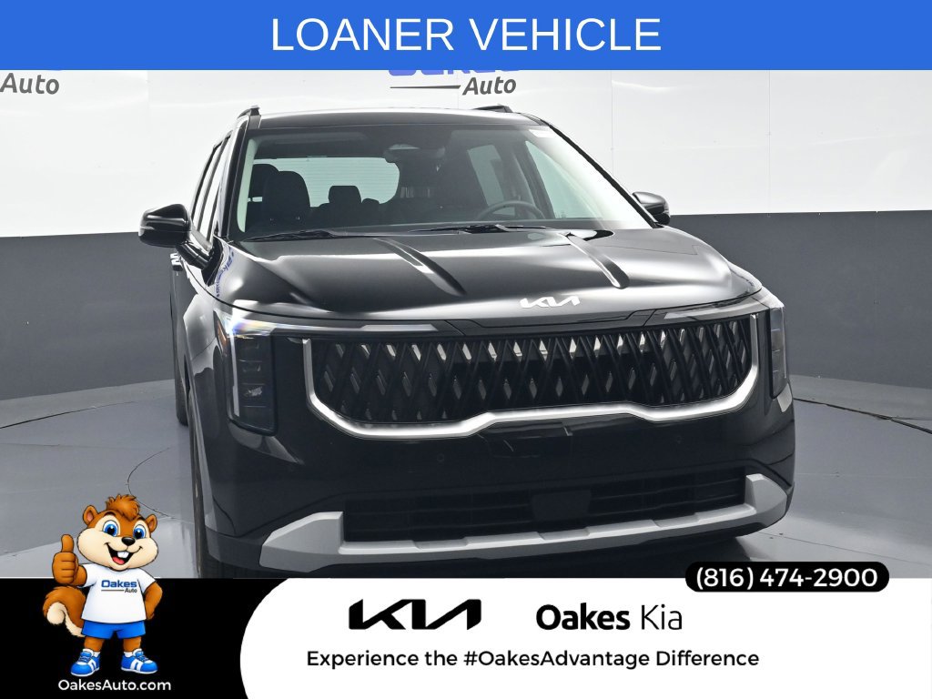 Used 2026 Kia Carnival EX FWD image 2