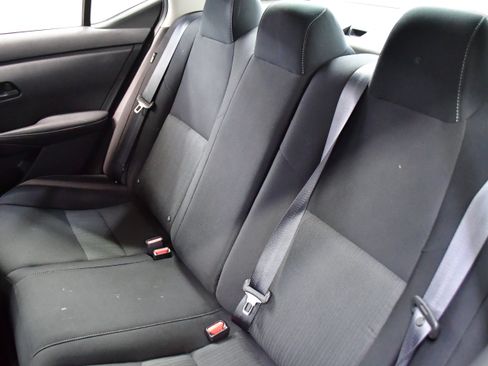 Used 2024 Nissan Sentra SV image 10