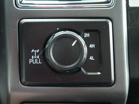 Used 2020 Ford F150 XLT w/ Equipment Group 302A Luxury AWD/4WD image 36