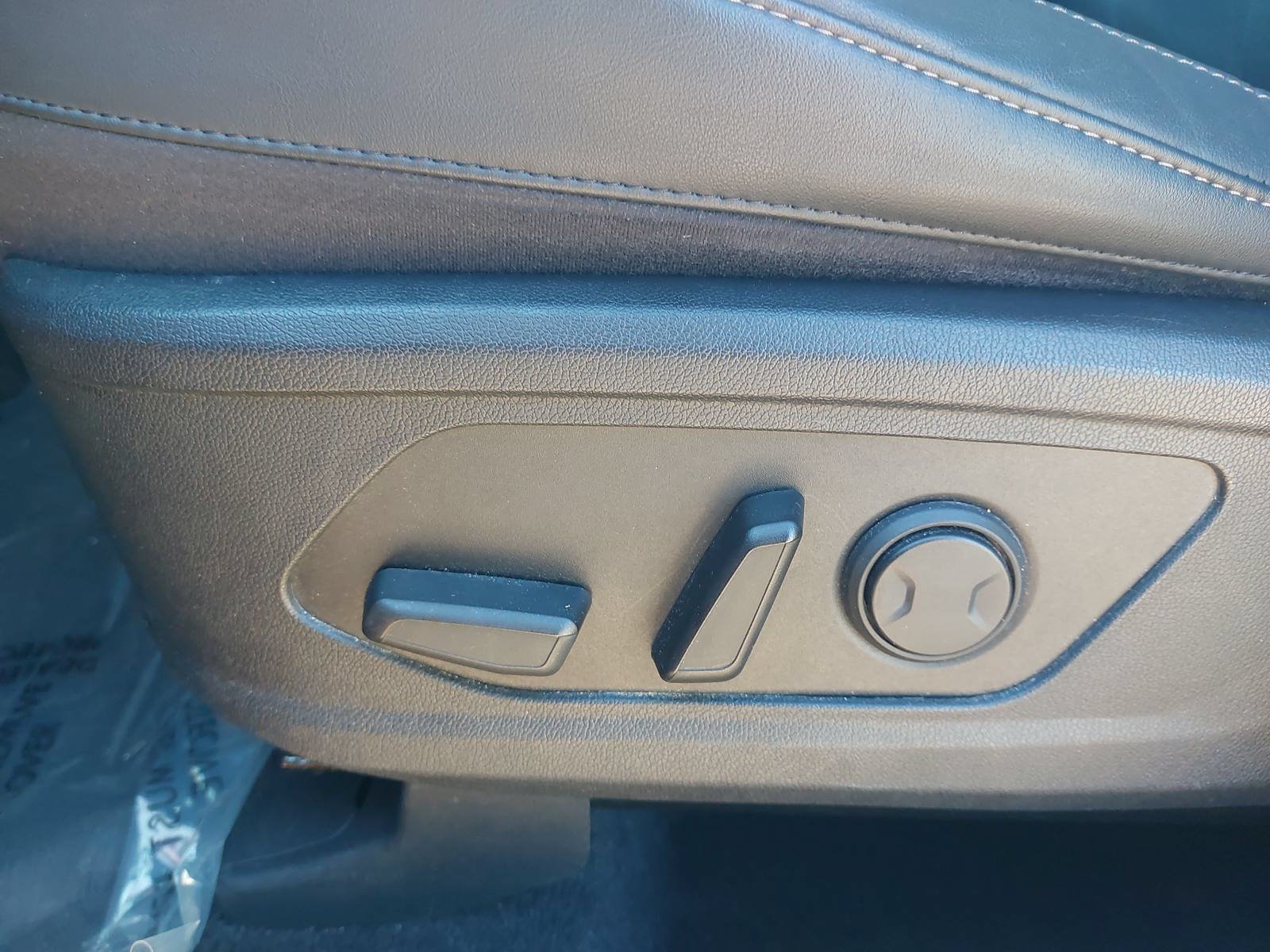 Used 2021 Kia Sorento S w/ Panoramic Sunroof Package FWD image 27