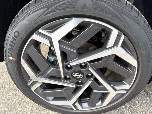 New 2026 Hyundai Kona SEL Premium image 17