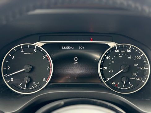 Used 2021 Nissan Rogue SV w/ Premium Package image 13