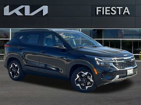 Certified 2025 Kia Seltos S AWD/4WD image 1