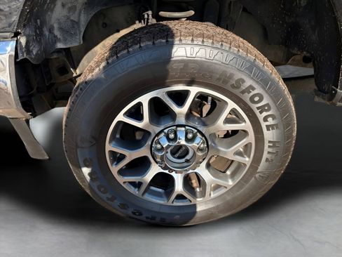 Used 2020 Ford F350 Lariat w/ Lariat Ultimate Package image 9