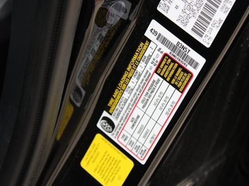 Used 2023 Toyota Tundra Limited image 32