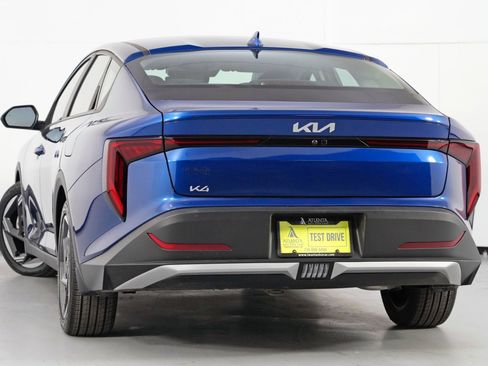 Used 2025 Kia K4 EX image 5