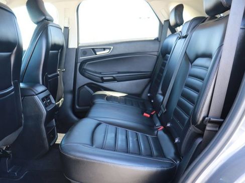Used 2024 Ford Edge SEL AWD/4WD image 15