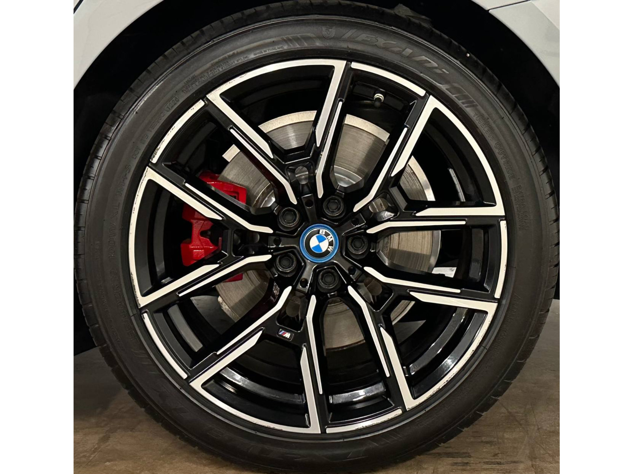 Used 2023 BMW i4 eDrive40 w/ M Sport Package RWD image 11