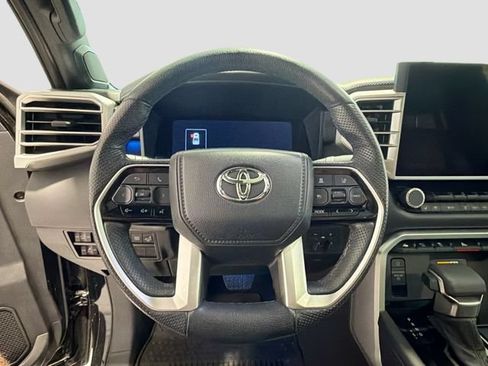 Used 2024 Toyota Tundra Platinum AWD/4WD image 9